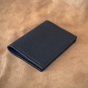 Portfel na karty czarna koza